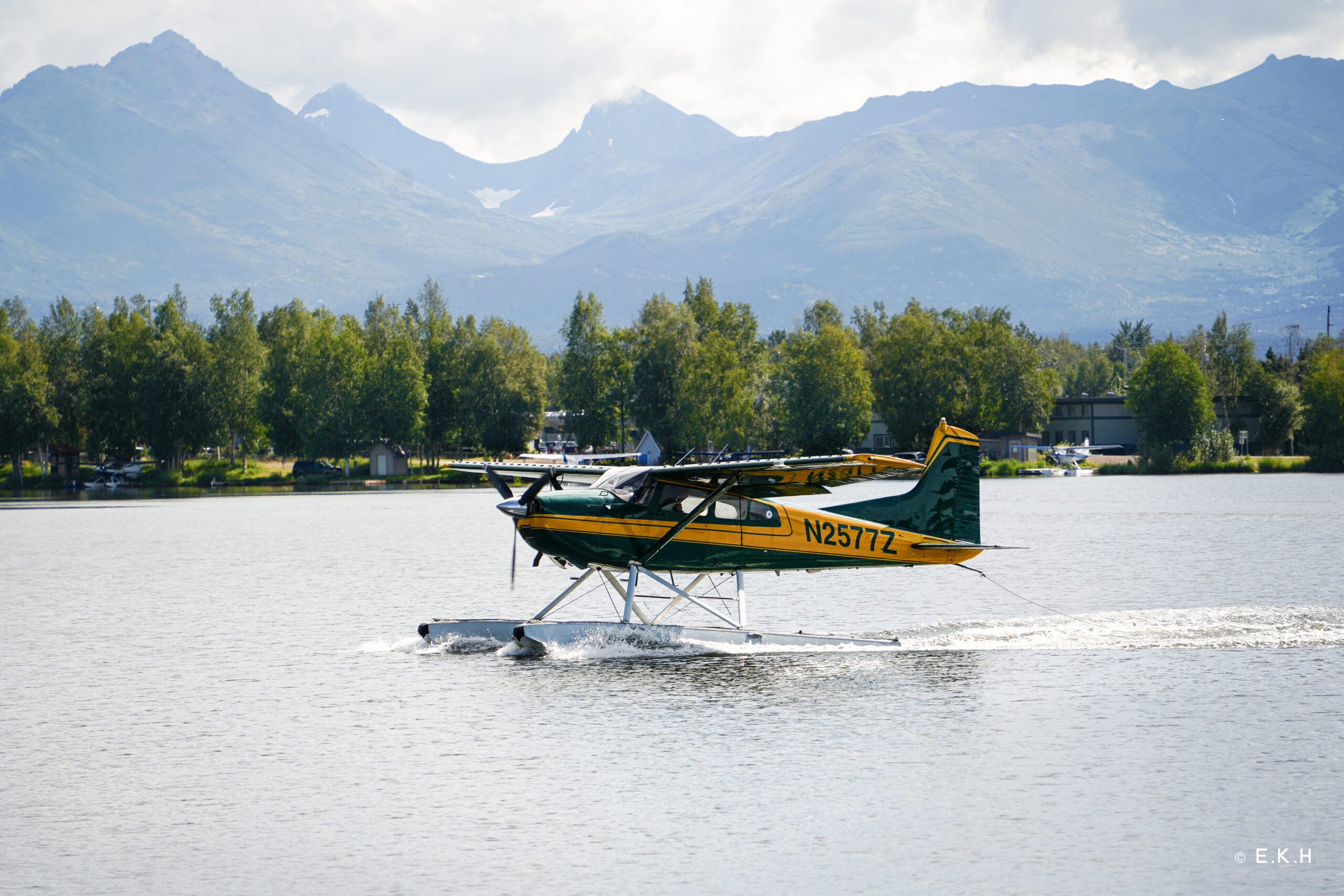 20230811-FP23 plane at lake hood copy